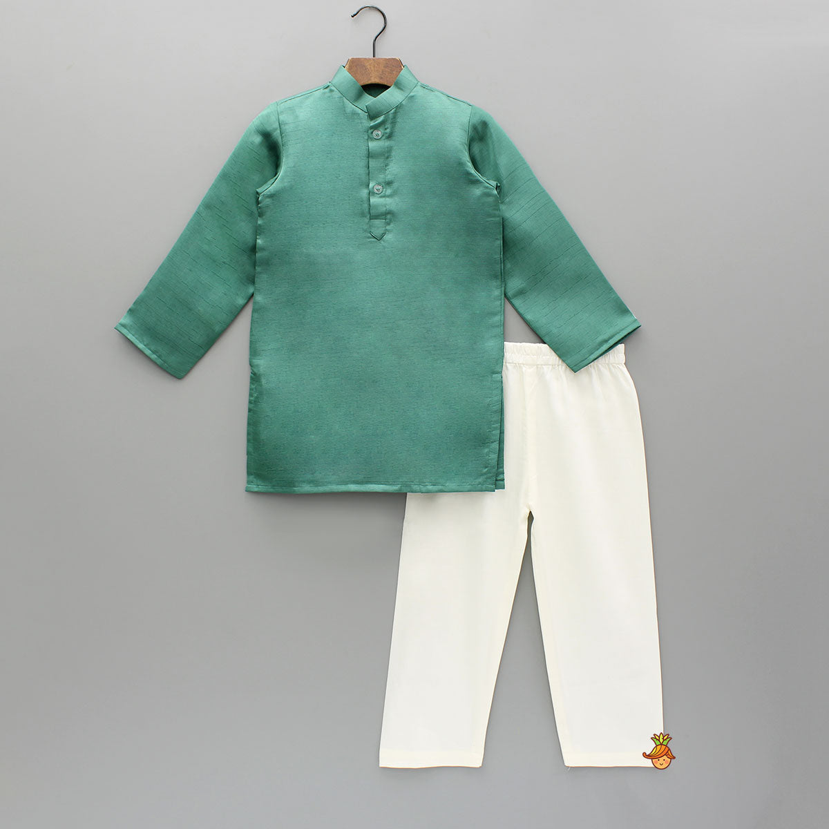 Green Kurta And Embroidered Jacket With Pyjama