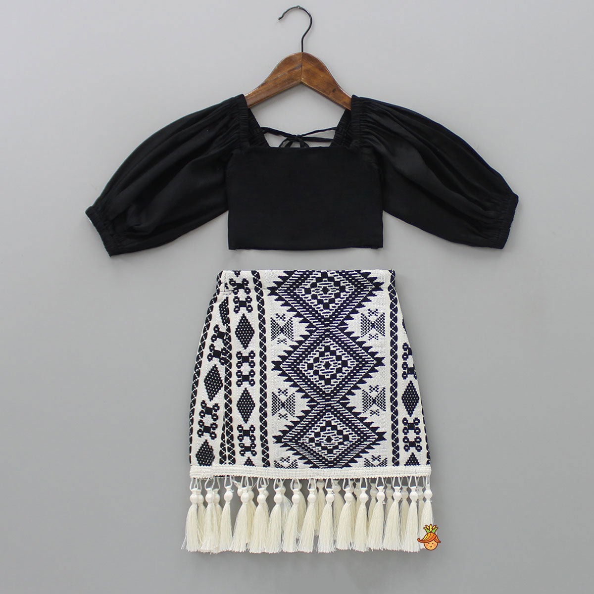 Smocked Back Stylish Sleeves Black Top And Fringes Skirt With Knot Detail Hair Band