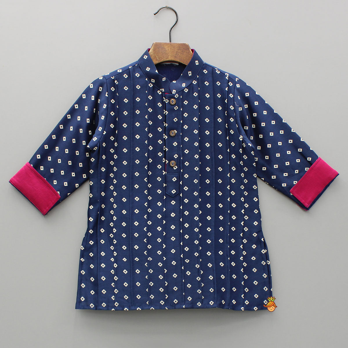 Blue Pintuck Detailed Chanderi Kurta And Pyjama