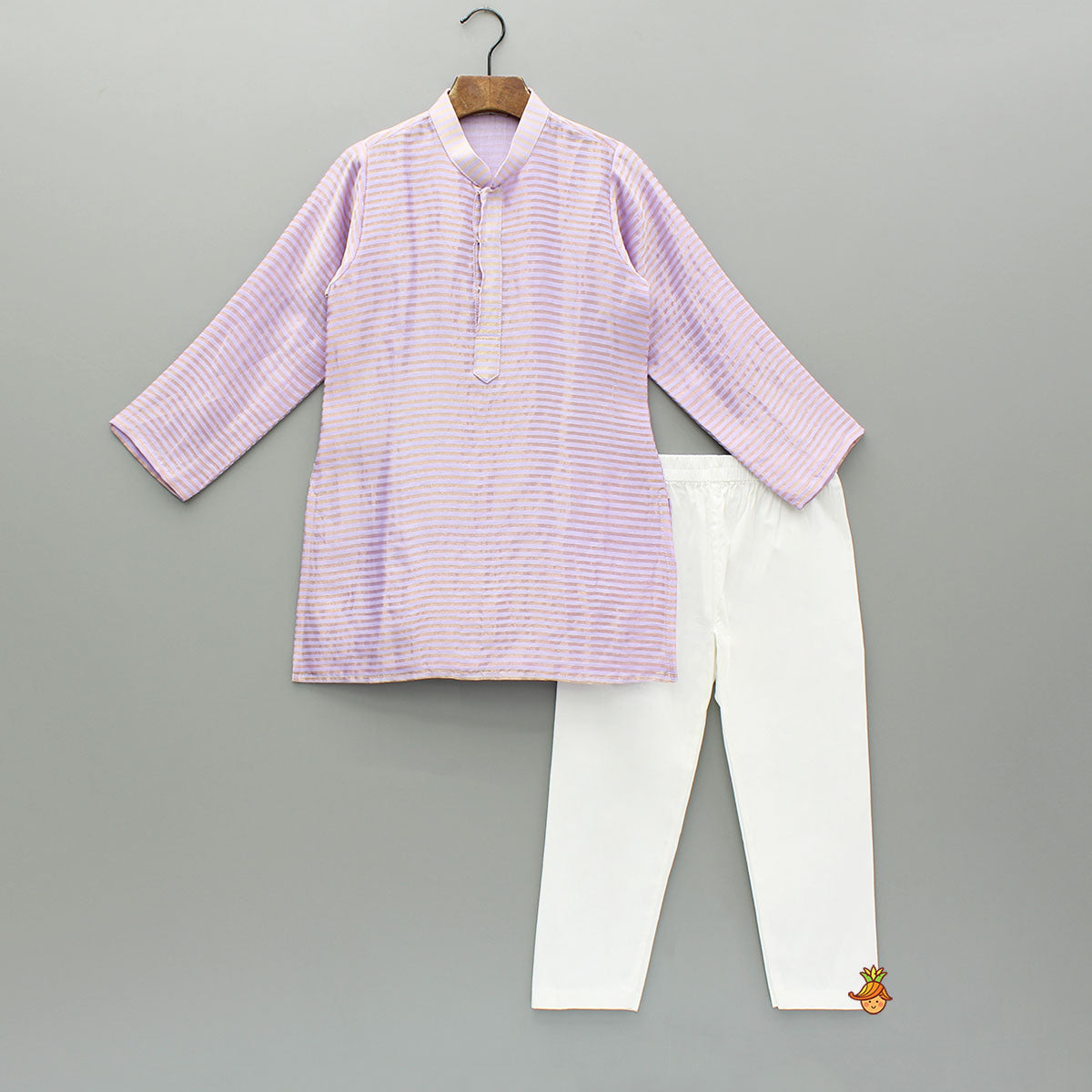 Lavender Kurta With Embroidered Jacket And Pyjama