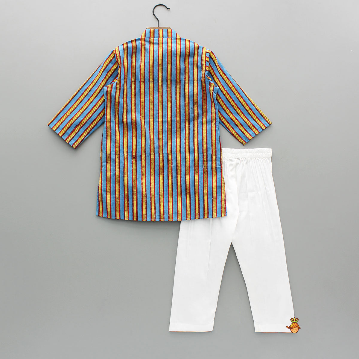 Multicolour Stripe Printed Kurta And Pyjama