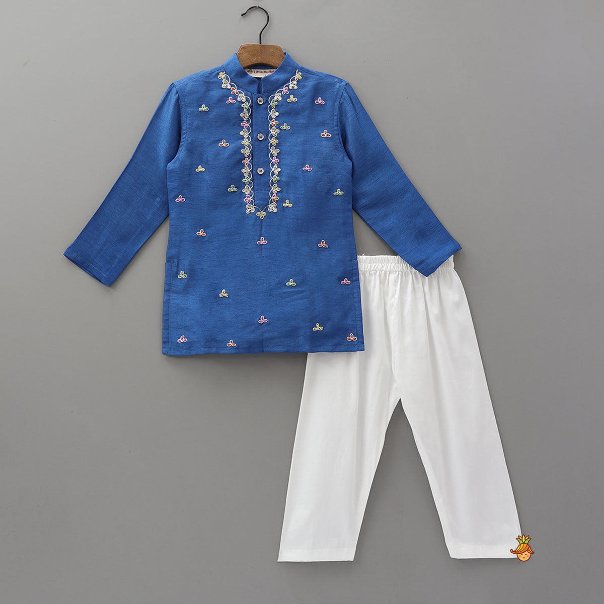 Blue Embroidered Kurta And Pyjama
