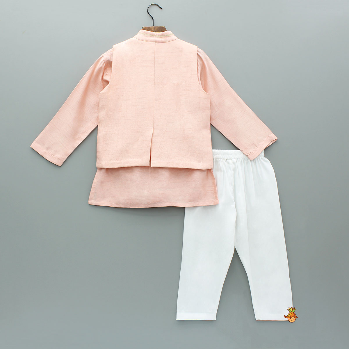 Peach Kurta And Jungle Theme Embroidered Jacket With Pyjama