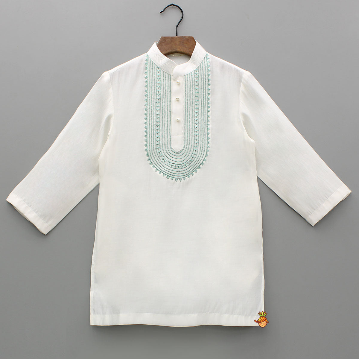 Embroidered Off White Kurta And Pyjama