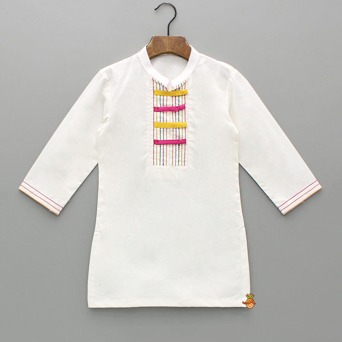 White Embroidery Detailed Kurta And Pyjama