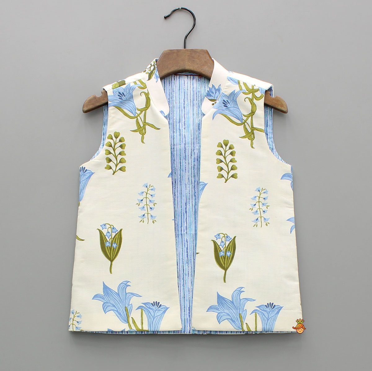 Blue Floral Printed Kurta With Front Open Jacket And Pyjama