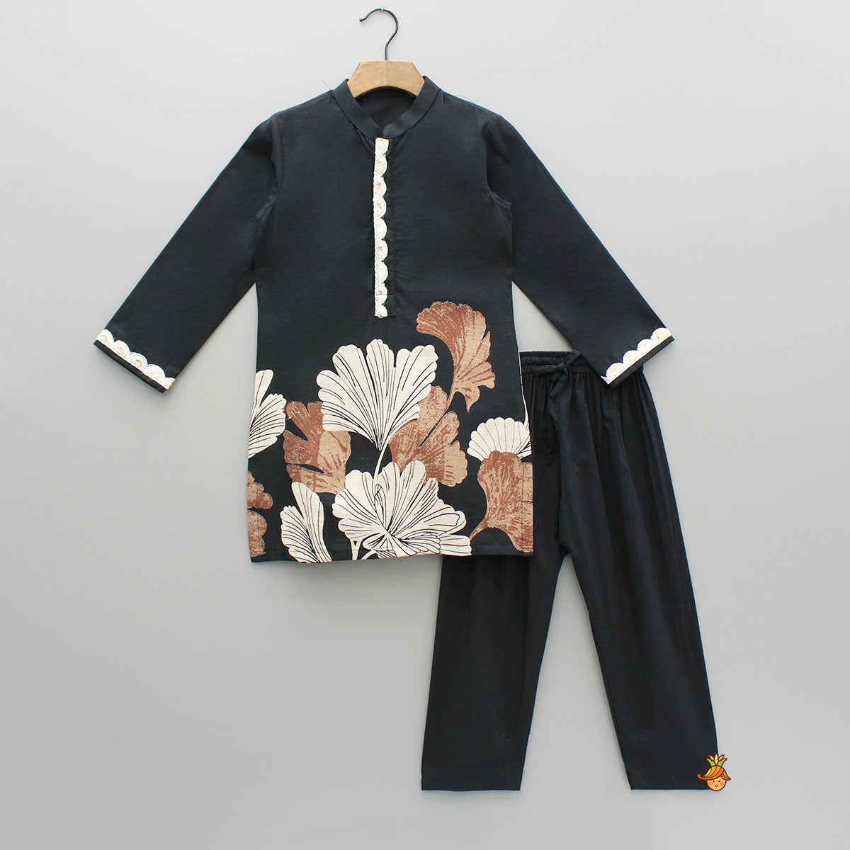 Black Printed Kurta And Pyjama