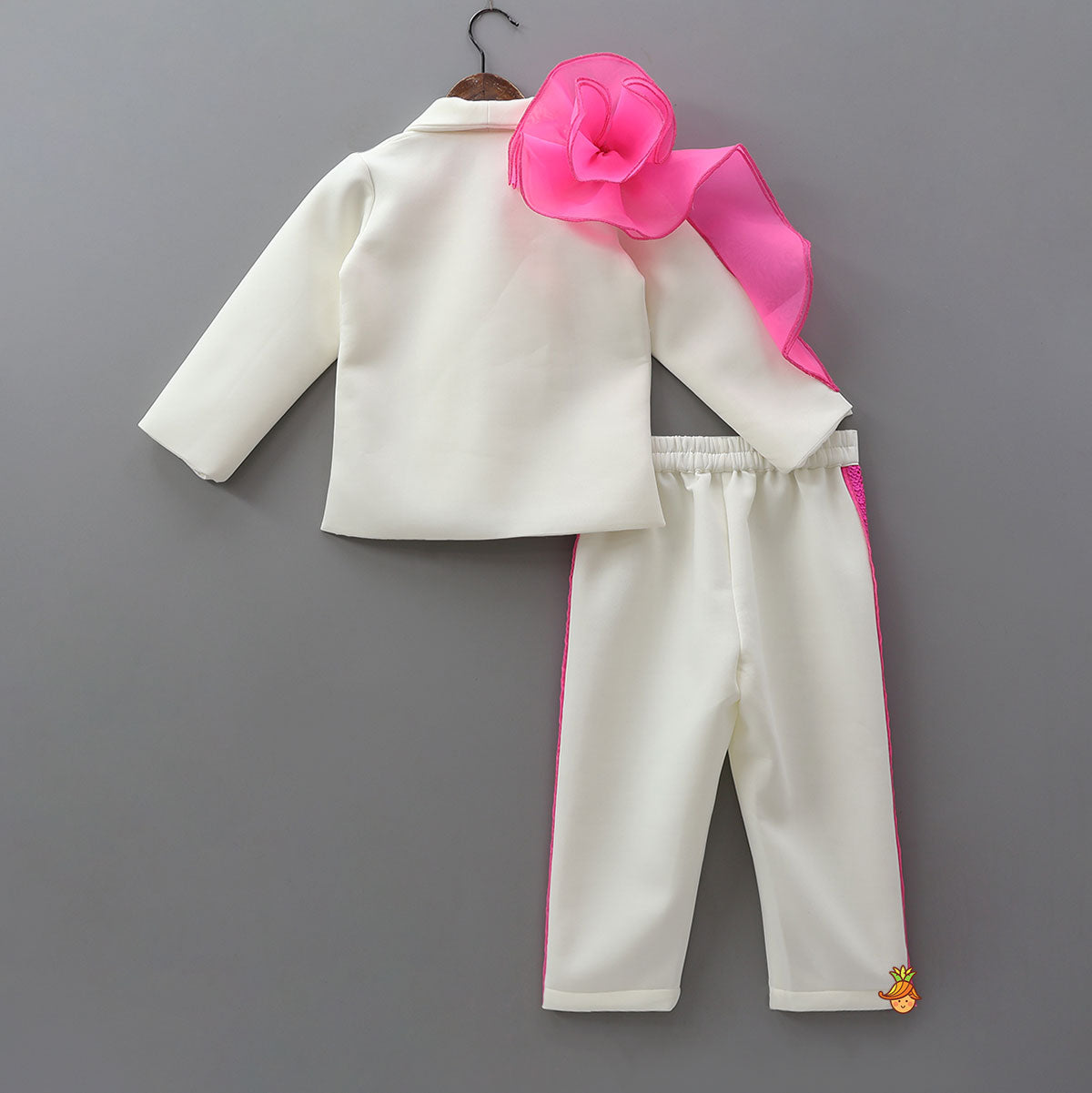 Embellished Blazer Style Top With Pant And Bow Hair Clip