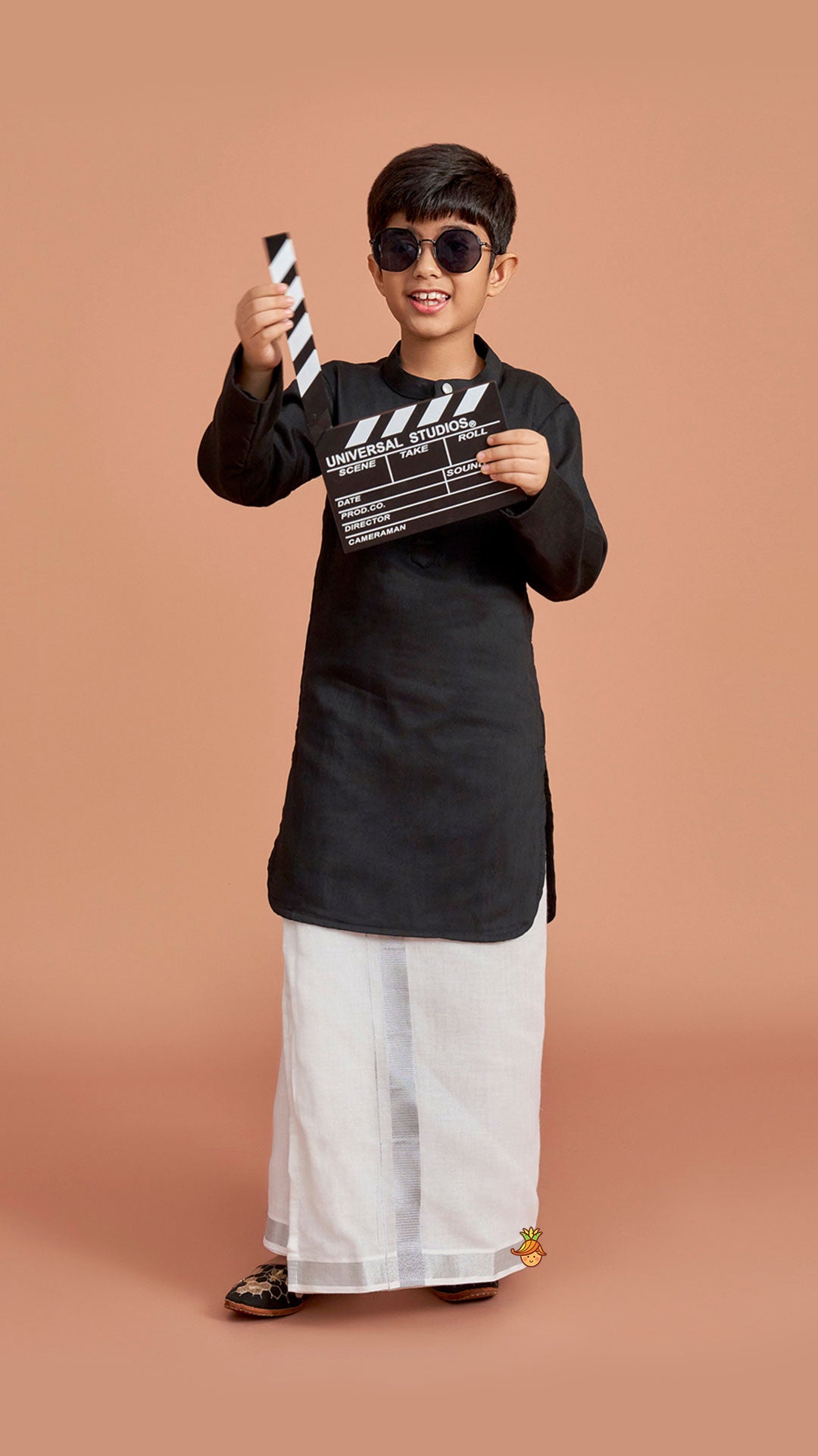 Exquisite Black Kurta And Velcro Wrap Lungi