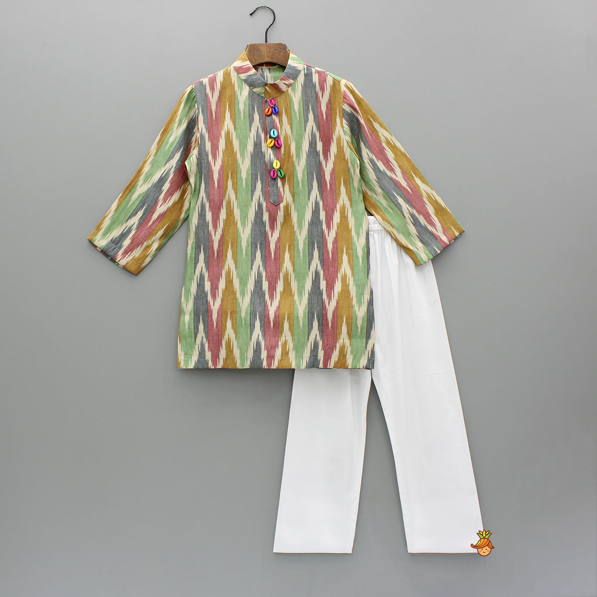 Multicolour Ikkat Printed Kurta And Pyjama