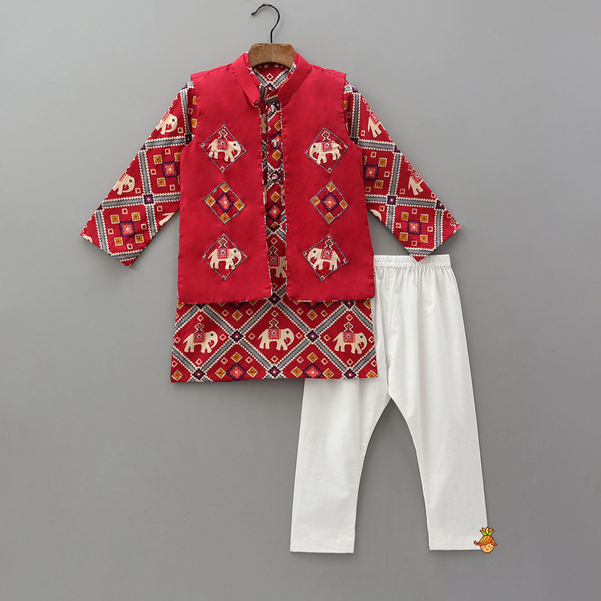 Ethnic Patola Printed Kurta With Front Open Jacket And Pyjama