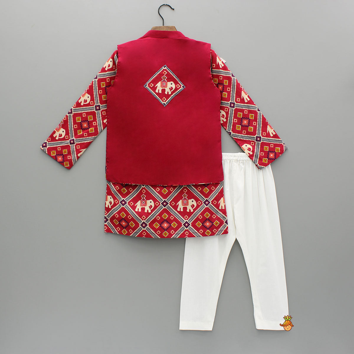 Red Patola Printed Kurta With Front Open Jacket And Pyjama