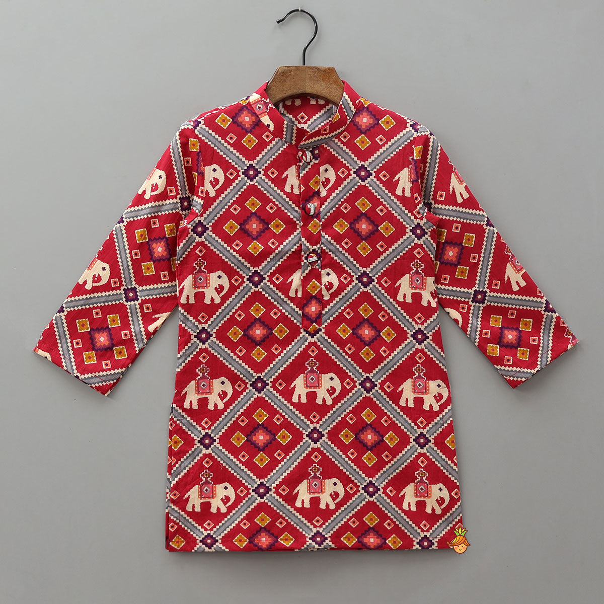 Ethnic Patola Printed Kurta With Front Open Jacket And Pyjama
