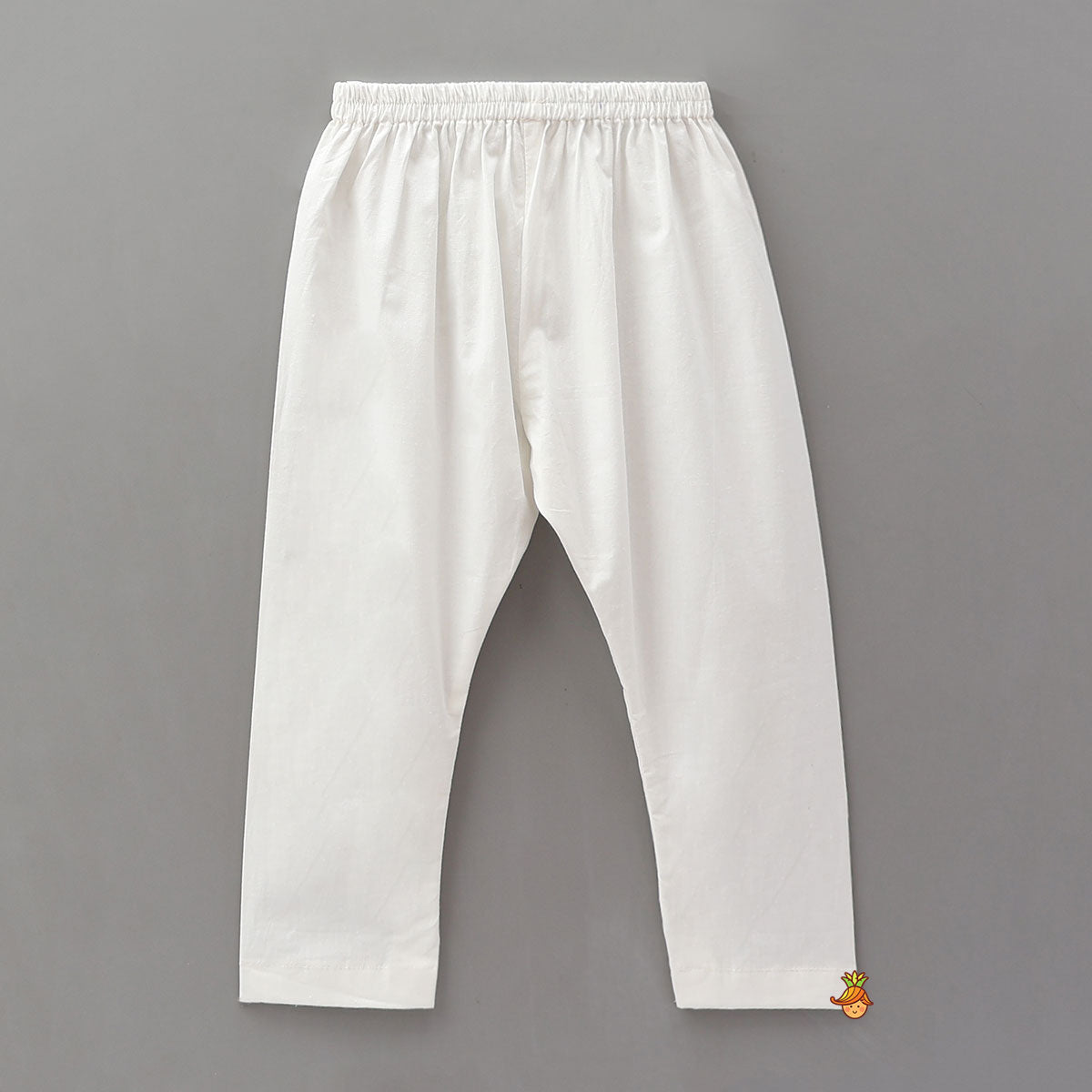 Ethnic Patola Printed Kurta With Front Open Jacket And Pyjama