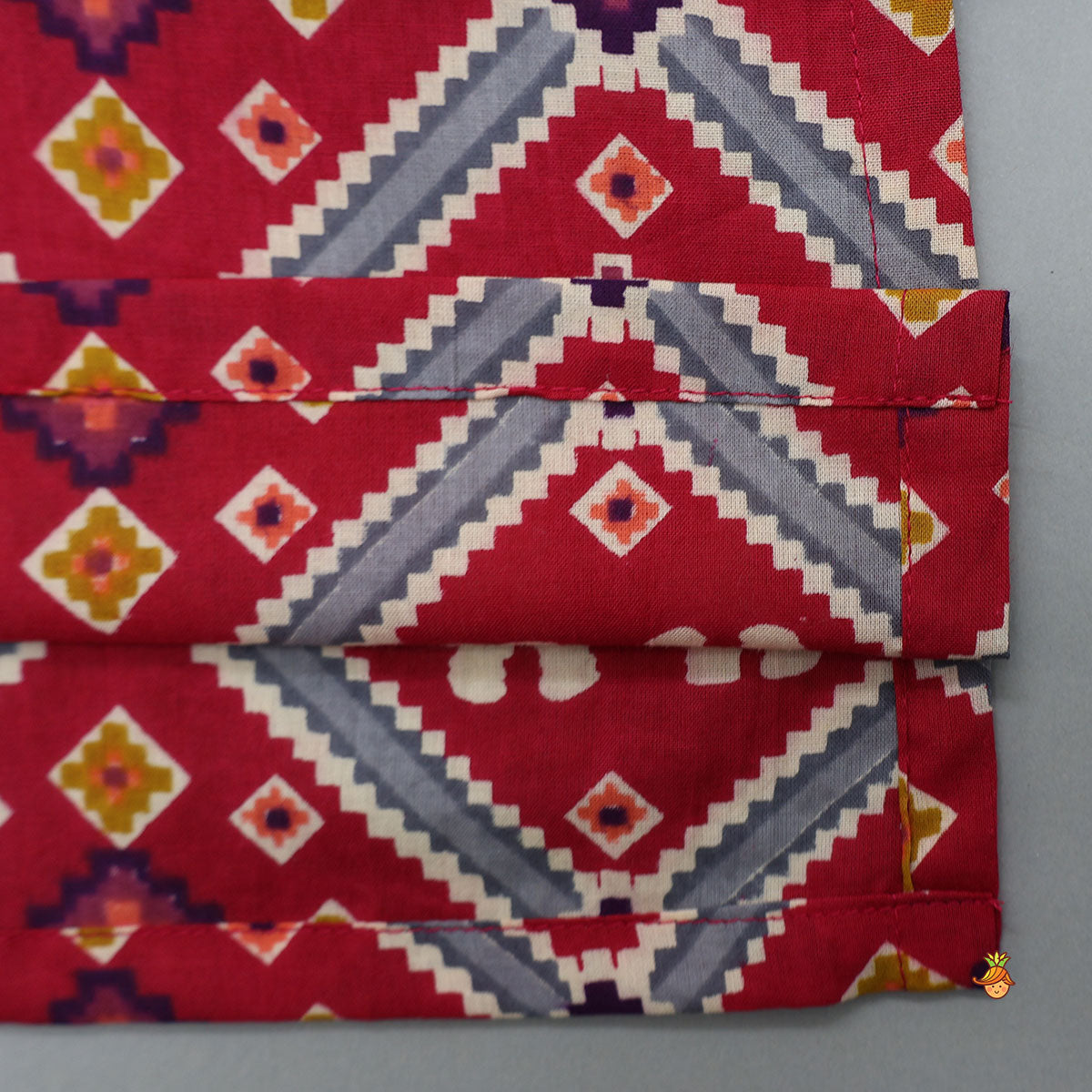 Ethnic Patola Printed Kurta With Front Open Jacket And Pyjama