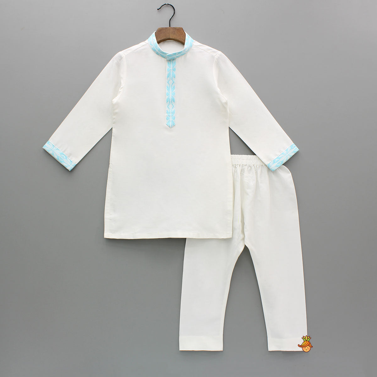 Off White Kurta And Jacket With Pyjama