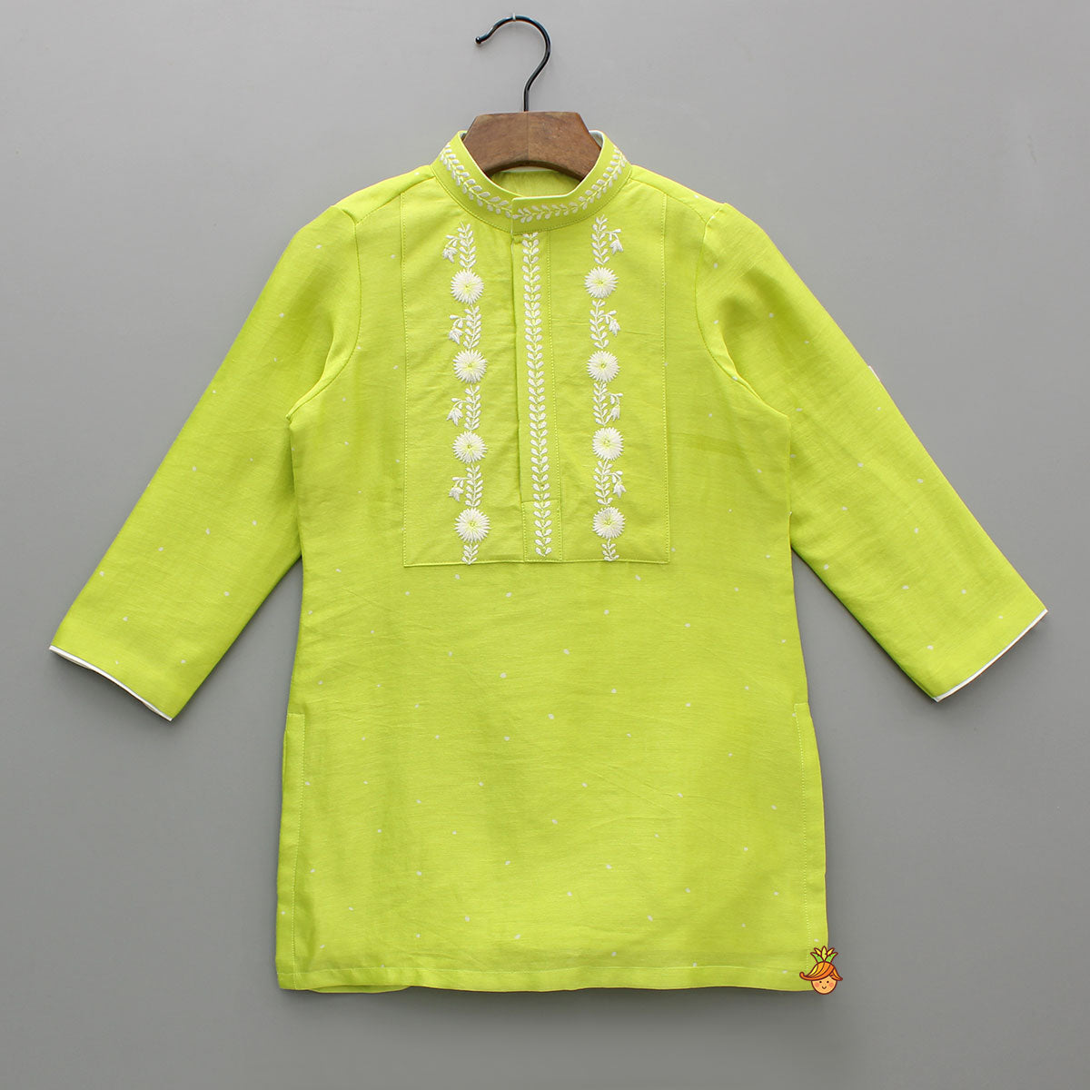Green Polka Dot Embroidered Kurta With Pyjama