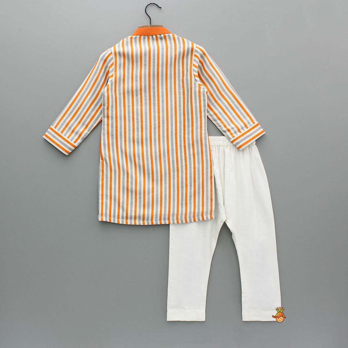 Multicolor Striped Printed Kurta With Pyjama
