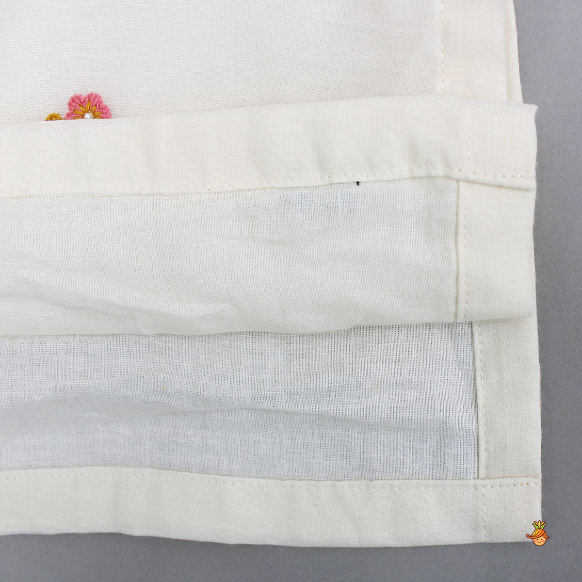 Floral Thread-Embroidered Off-White Kurta And Pyjama