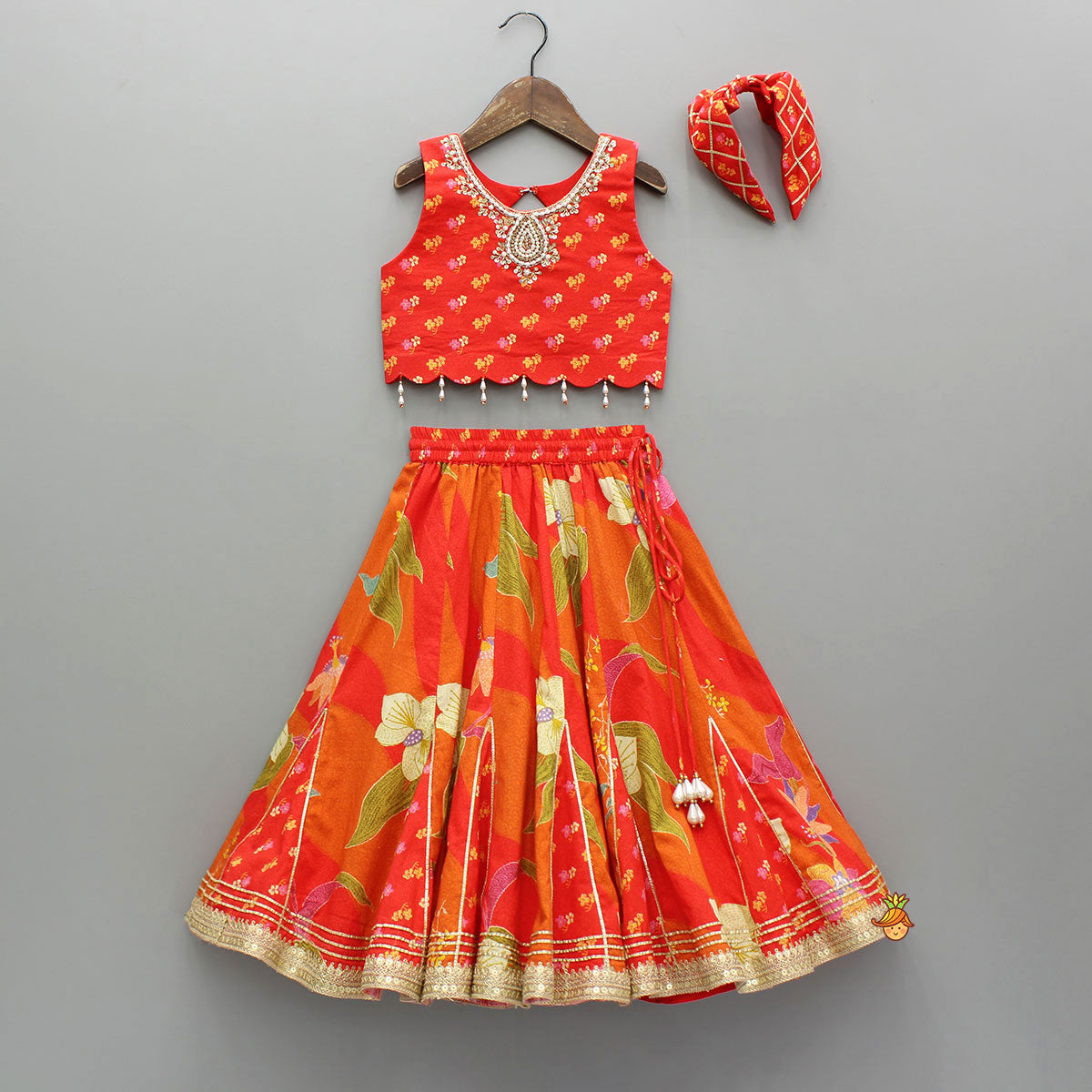Red Sleeveless Embroidered Scalloped Top With Lehenga And Hairband