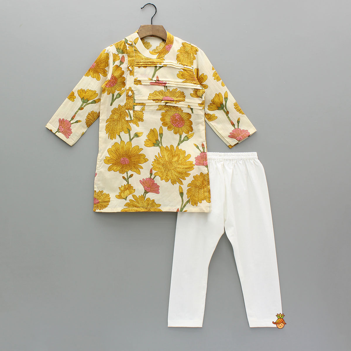 Floral Print Stylish Kurta With Pyjama