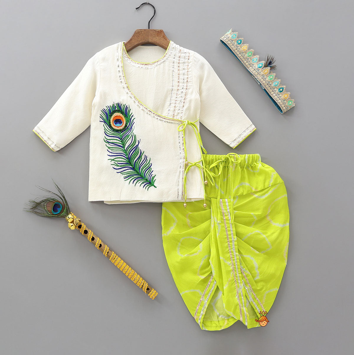 Mor Pankh Embroidered Kurta And Dhoti With Mukut And Basuri