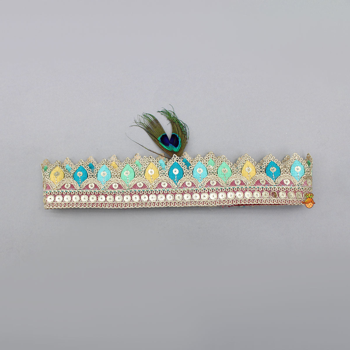 Mor Pankh Embroidered Off White Kurta And Green Dhoti With Mukut And Basuri