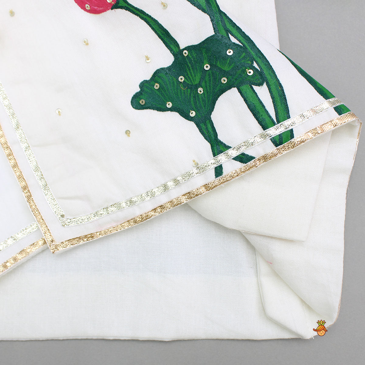 Floral Hand-Painted Off-White Kurta And Dhoti With Mor Pankh Mukut And Basuri