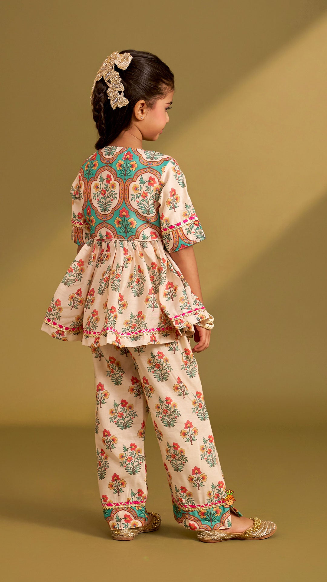 Multicolour Floral Printed Top With Front Knot Detail Jacket And Pant