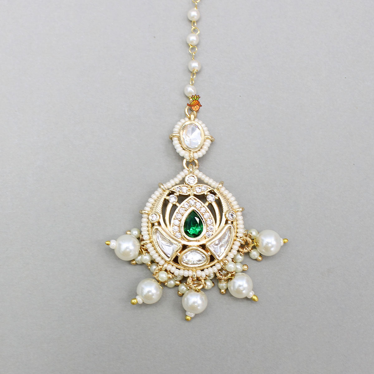 Charming Ethnic Maang Tikka