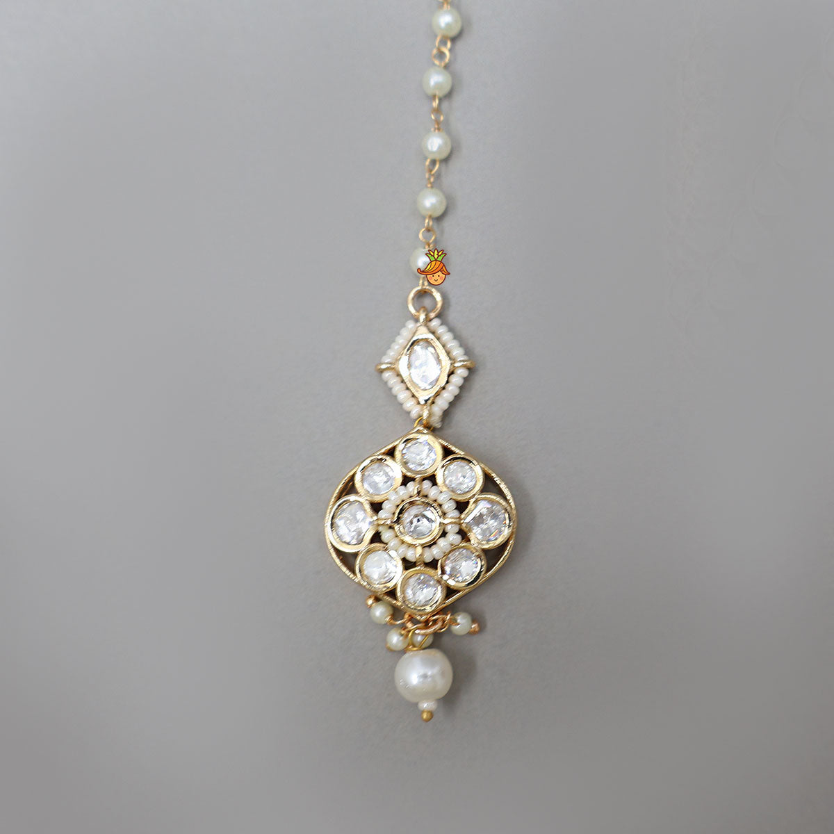 Stunning Ethnic Maang Tikka