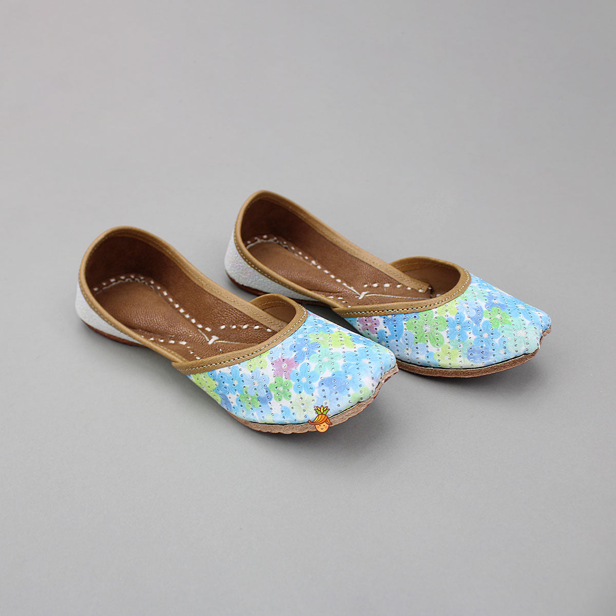 Floral Print Embellished Jutti