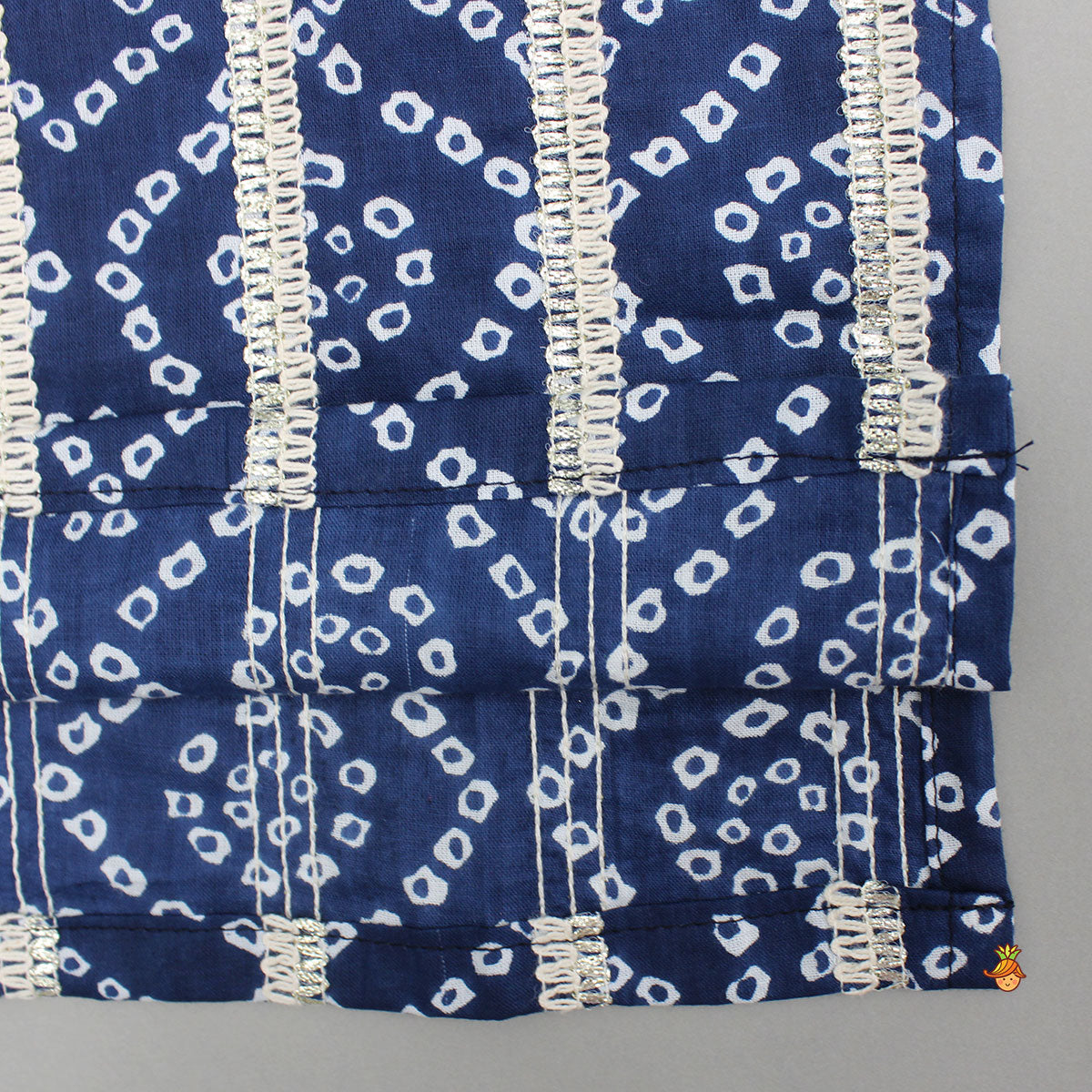 Bandhani Printed Cotton Kurta With Off White Pyjama
