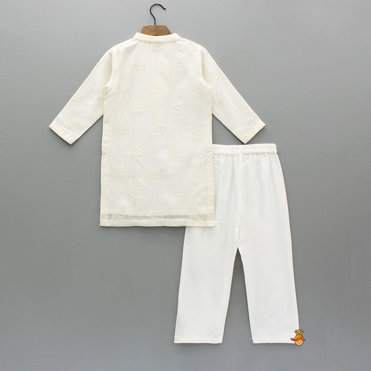 White Embroidered Chanderi Kurta With Pyjama