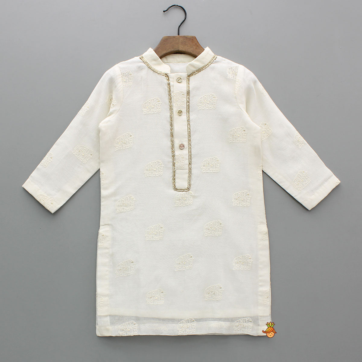 White Embroidered Chanderi Kurta With Pyjama