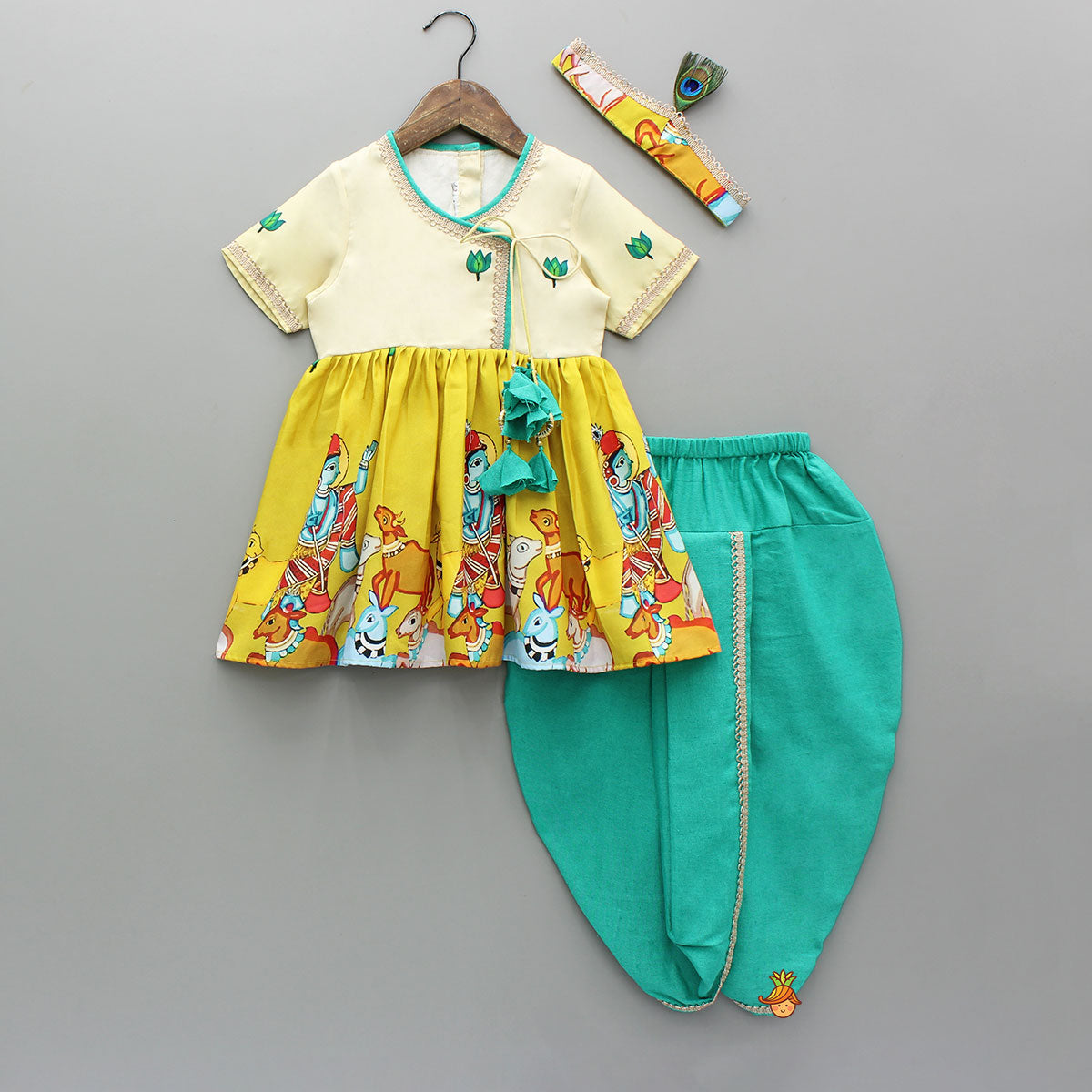 Kanha Printed Peplum Top With Dhoti And Hairband