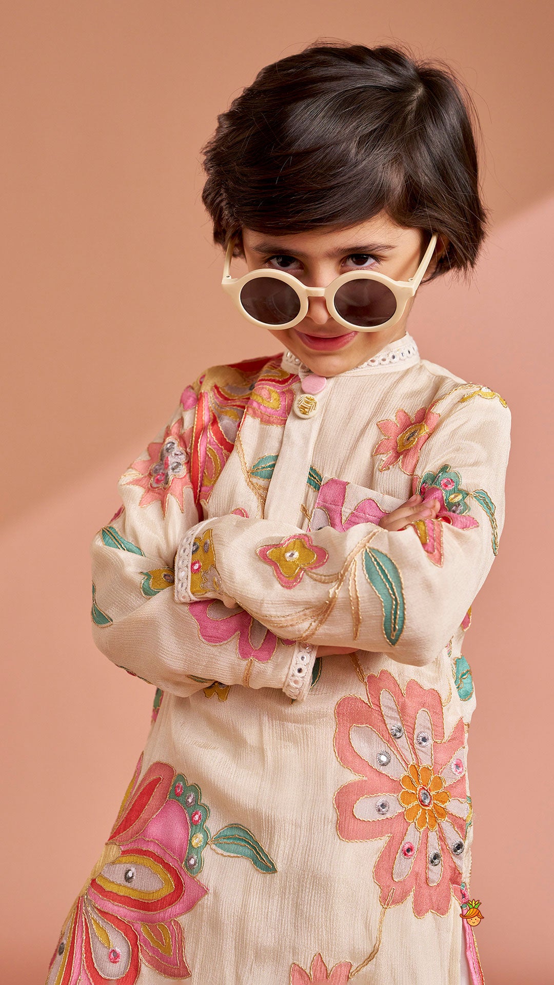 Off White Stylish Floral Kurta With White Pyjama