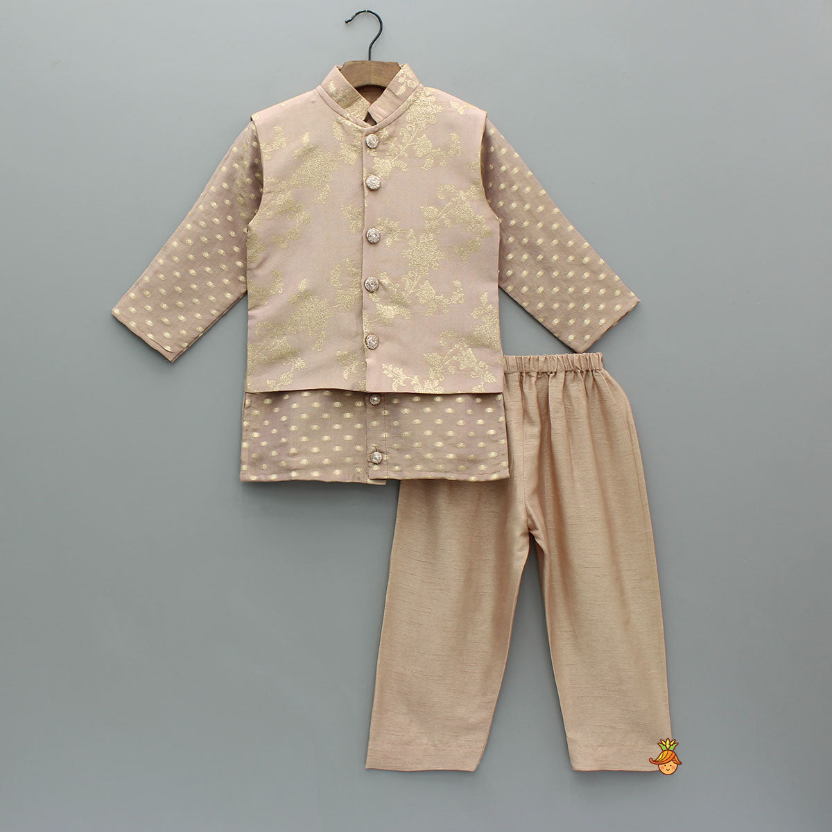 Shimmery Ethnic Brocade Kurta With Sleeveless Shimmery Jacket And Pyjama
