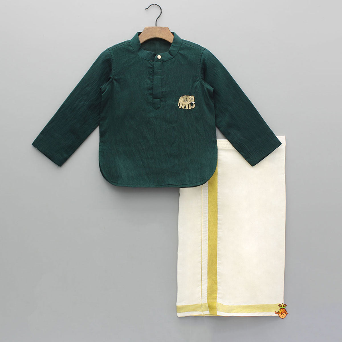 Green Kurta With Adjustable Cream Lungi