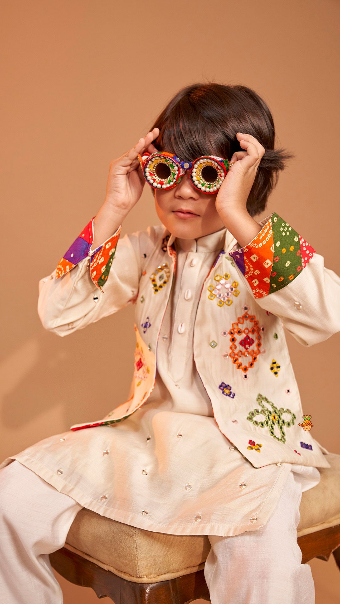 Mirror Embroidered Bandhej Detailed Kurta With Front Open Mirror Work Jacket And Pyjama