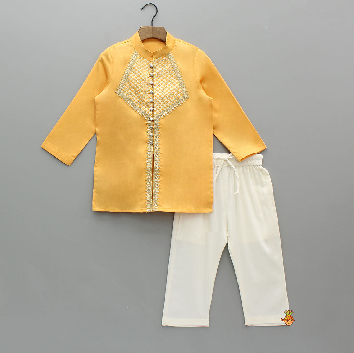 Orange Lace Embroidered Ethnic Kurta With Pyjama