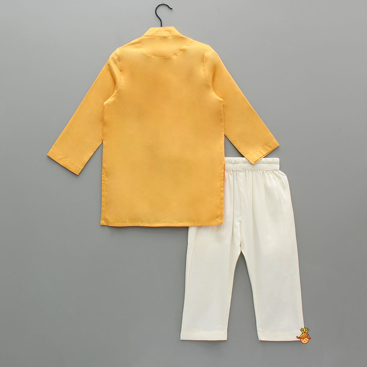 Orange Lace Embroidered Ethnic Kurta With Pyjama
