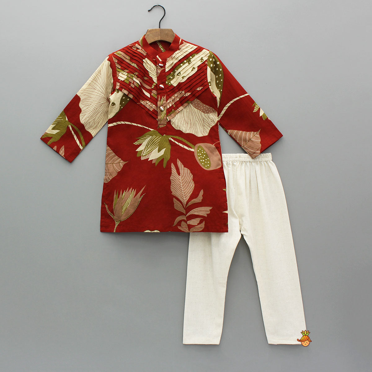 Pin Tuck Detailed Cotton Printed Kurta And Pyjama