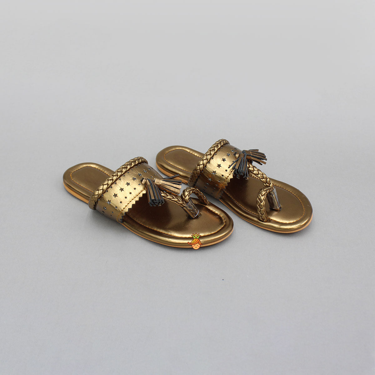 Exquisite Braid Detailed Kolhapuri Flats