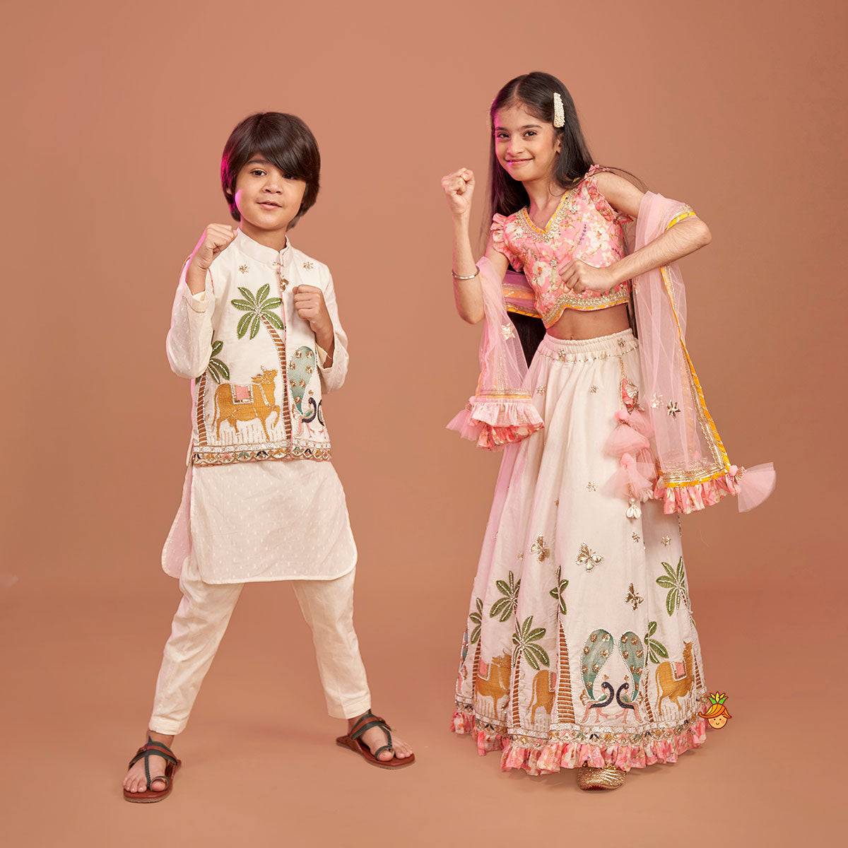 Off White Kurta With Beautiful Embroidered Jacket And Pyjama twinning model image 3