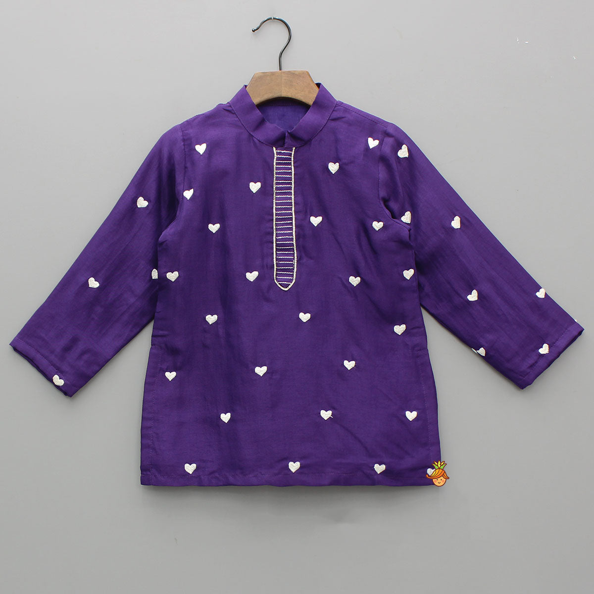 Purple Thread Embroidered Kurta With Off White Pyjama