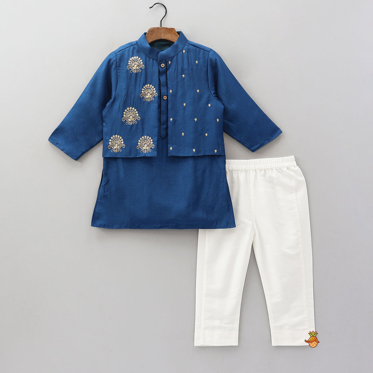 Faux Jacket Style Embroidered Kurta With Pyjama