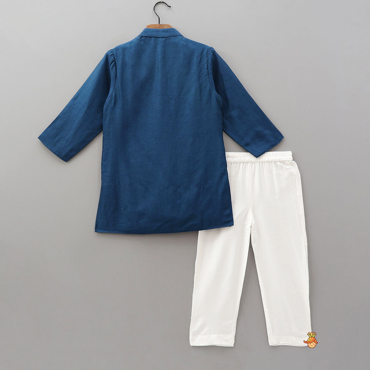 Faux Jacket Style Embroidered Kurta With Pyjama