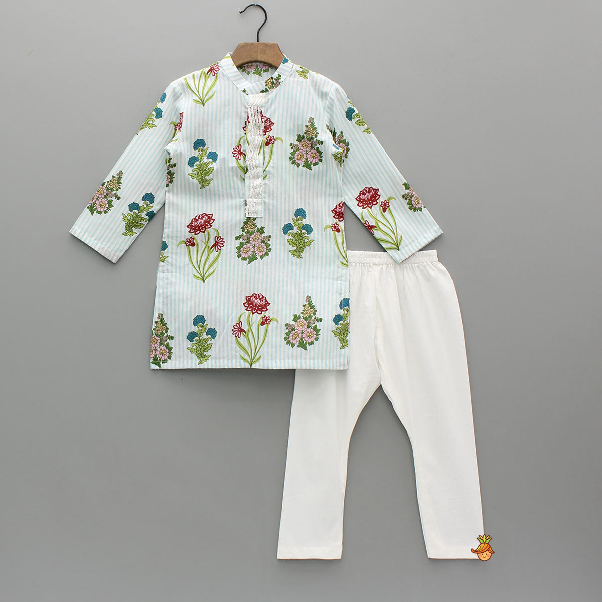 Floral Printed Striped Kurta With Front Open Floral Jacket And Pyjama