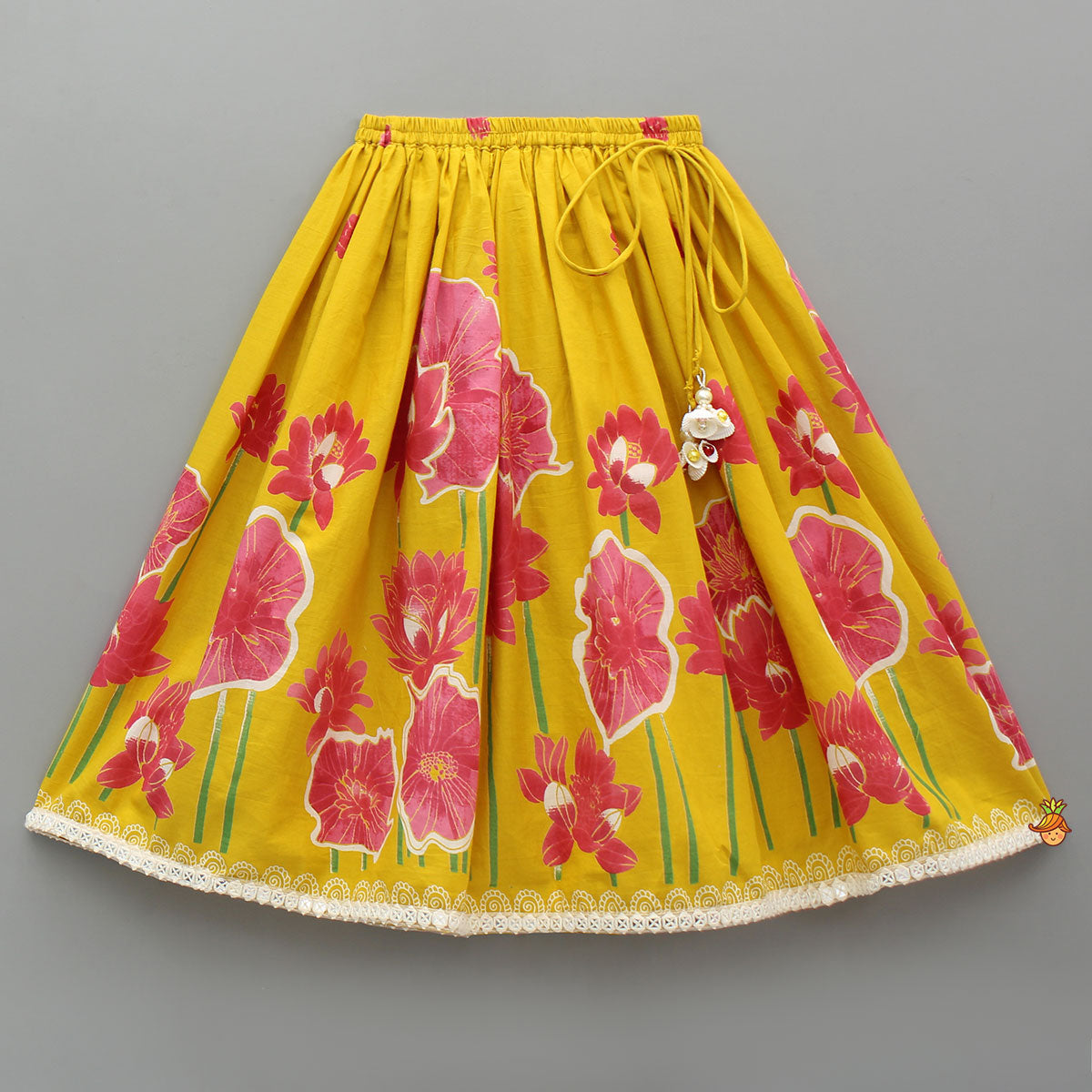 Scallop Detailed Floral Top With Floral Printed Lehenga